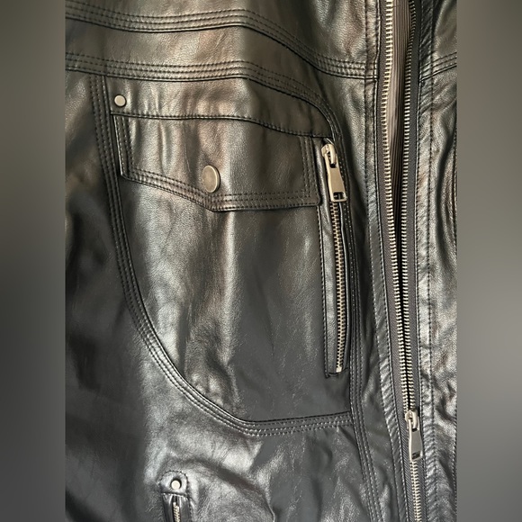 Faux leather jacket - Picture 4 of 6
